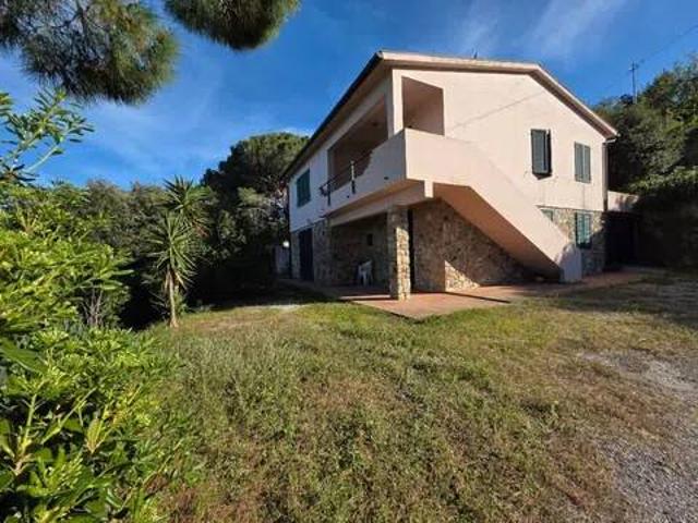 Villa Indipendente in vendita a Portoferraio, Toscana