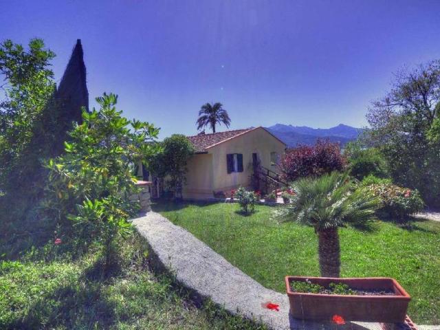 Villa Indipendente in vendita a Forno, Portoferraio
