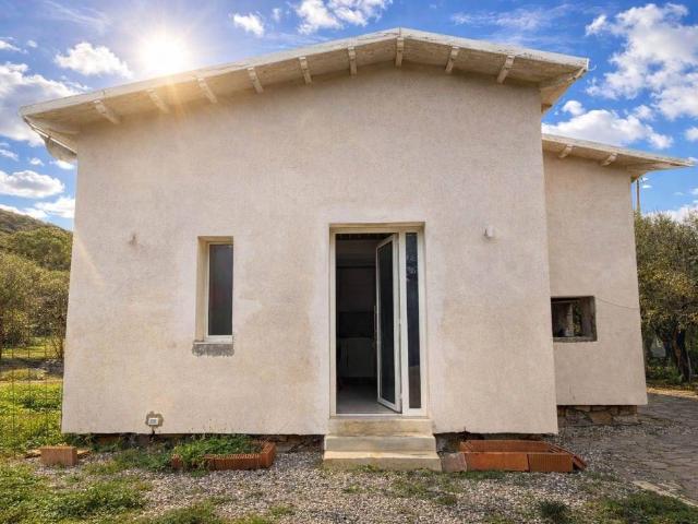 Villa Indipendente in vendita a Acquabona, Portoferraio