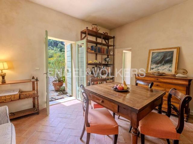 Villa Indipendente in vendita a Acquaviva, Portoferraio