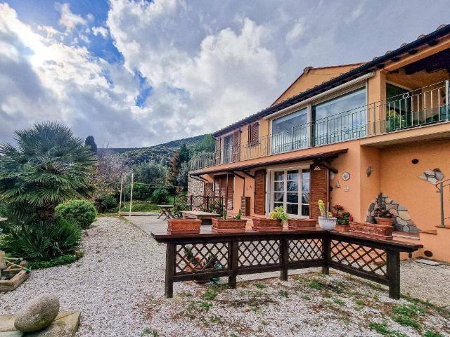 Villa Indipendente in vendita a Portoferraio, Toscana
