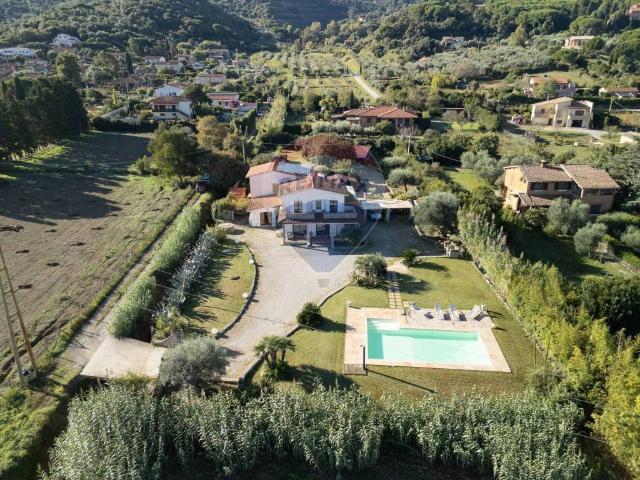 Villa Indipendente in vendita a San Giovanni, Portoferraio