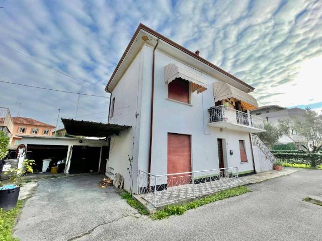 Villa Indipendente in vendita a Confine, Portogruaro