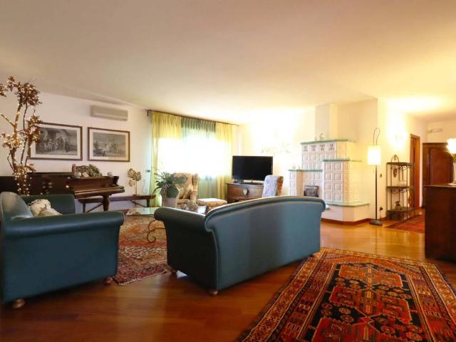 Villa Indipendente in vendita a Portogruaro, Veneto