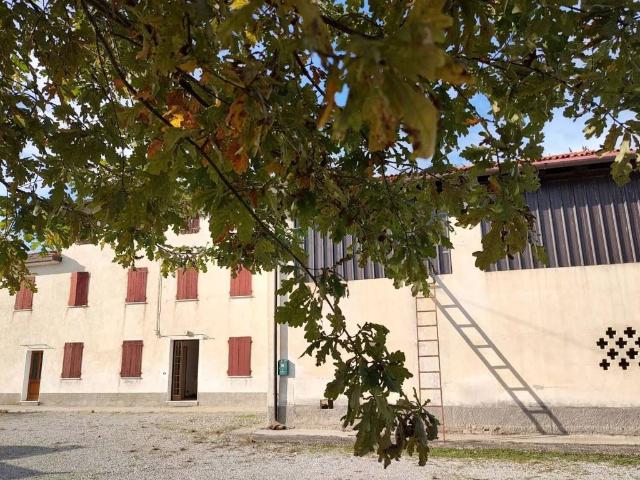 Rustico in vendita a Portogruaro, Veneto