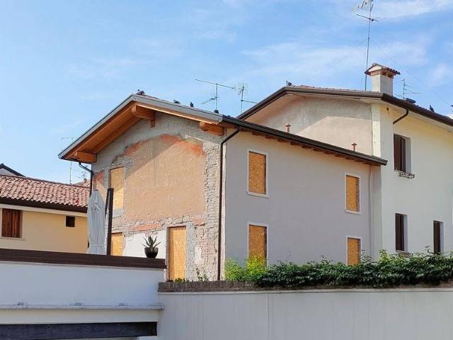 Villa Indipendente in vendita a Busatte, Portogruaro