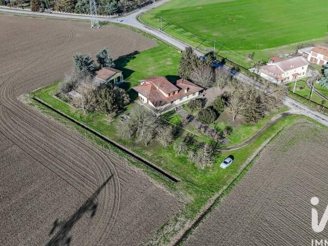 Villa Indipendente in vendita a Portomaggiore, Reggio Emilia