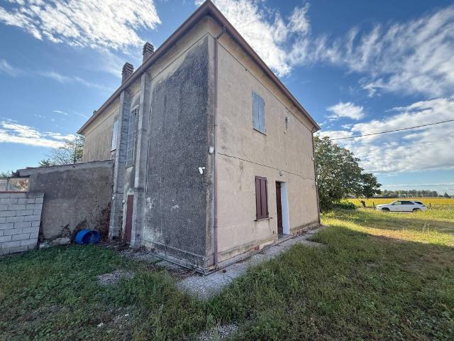 Villa Indipendente in vendita a Portomaggiore, Reggio Emilia