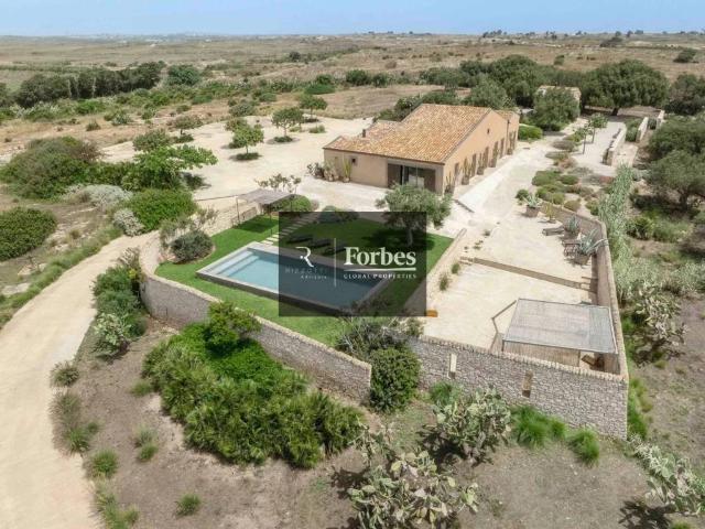 Villa Indipendente in vendita a Marzamemi, Pachino