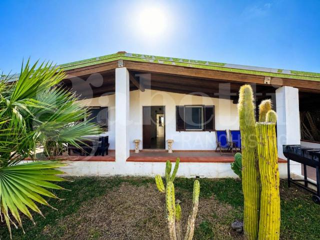 Villa Indipendente in vendita a Portopalo, Sicilia