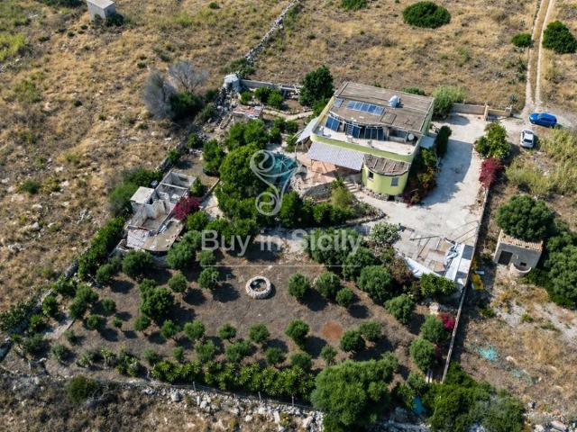 Villa Indipendente in vendita a Portopalo, Sicilia
