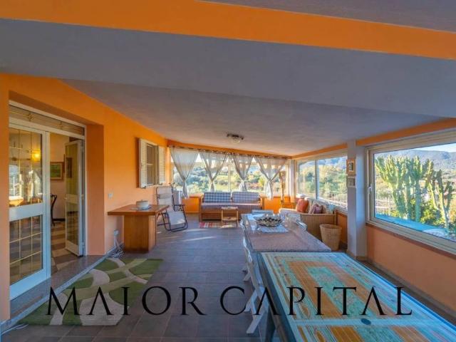 Villa Indipendente in vendita a Posada, Sardigna/Sardegna