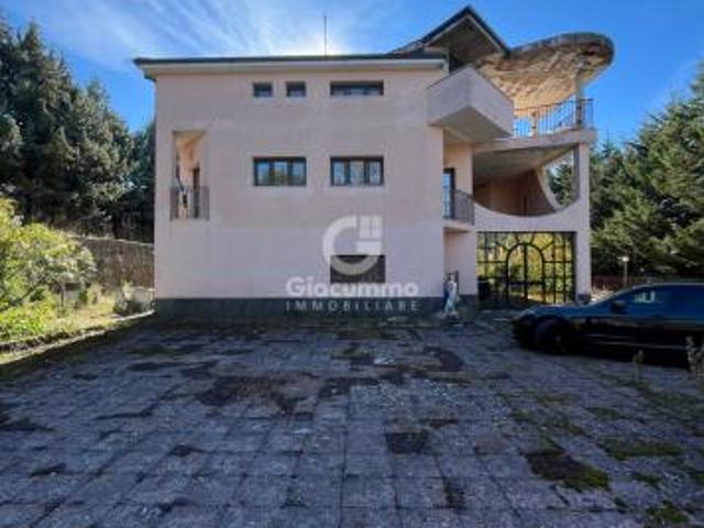 Villa Indipendente in vendita a Potenza, Basilicata