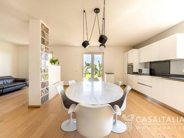 Villa Indipendente in vendita a Marche, Macerata