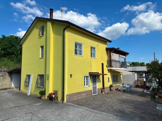 Villa Indipendente in vendita a Contrada Baragiano, Potenza