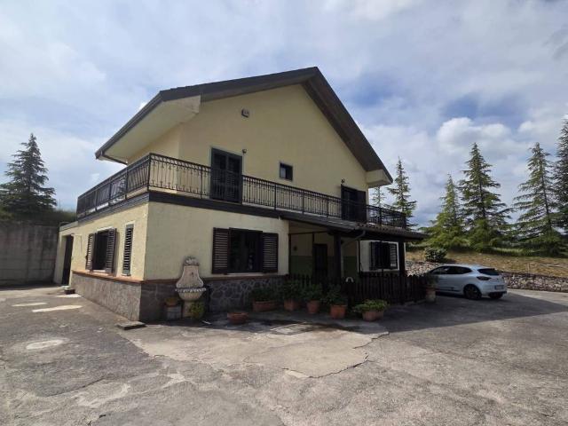 Villa Indipendente in vendita a Marrucaro, Potenza