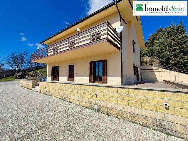 Villa Indipendente in vendita a Malvaccaro, Potenza