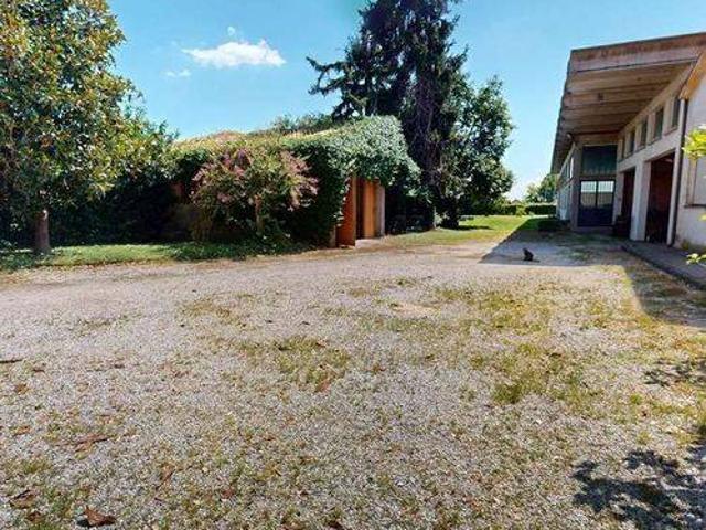 Villa Indipendente in vendita a Povegliano, Veneto