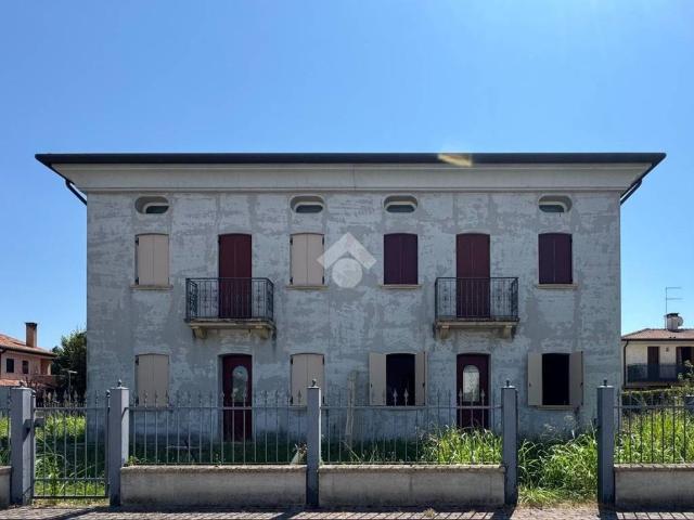 Villa Indipendente in vendita a Povegliano, Veneto