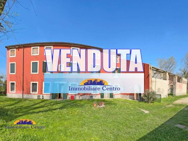 Villa Indipendente in vendita a Povegliano Veronese, Veneto