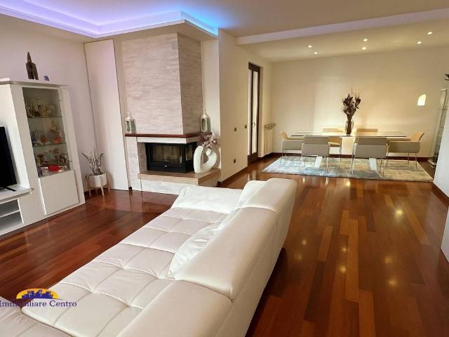 Villa Indipendente in vendita a Povegliano Veronese, Veneto
