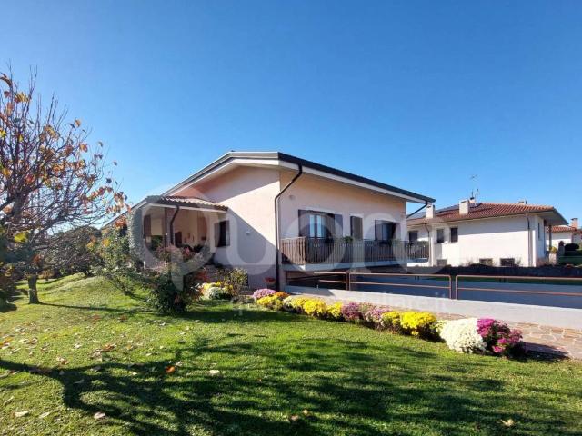 Villa Indipendente in vendita a Povoletto, Friuli-Venezia Giulia