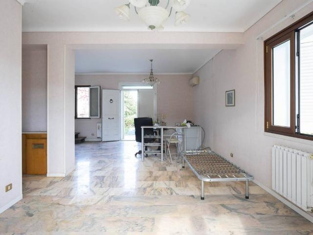 Villa Indipendente in vendita a Pozzallo, Ragusa