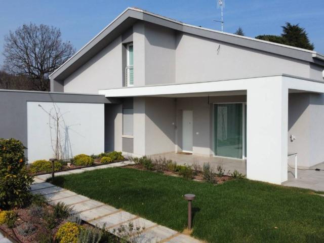 Villa Indipendente in vendita a Ponte del Cantone, Pozzolengo