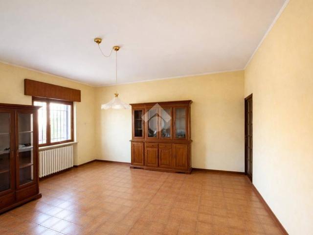 Villa Indipendente in vendita a Ponte del Cantone, Pozzolengo