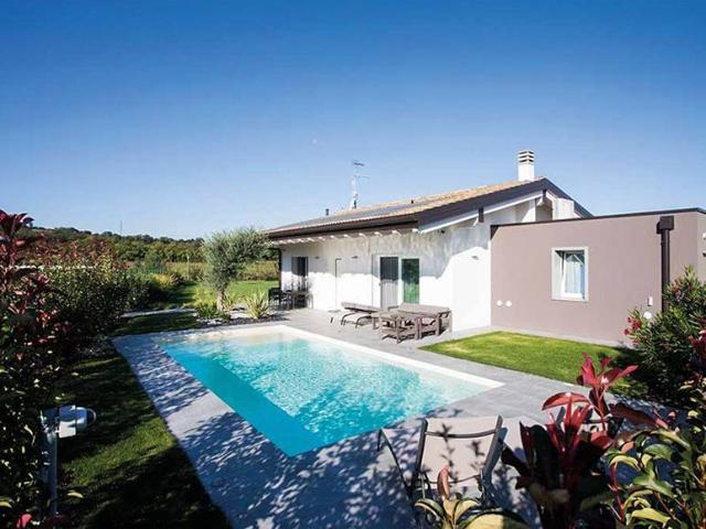 Villa Indipendente in vendita a Ponte del Cantone, Pozzolengo