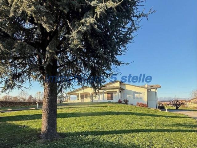 Villa Indipendente in vendita a Sandrigo, Veneto