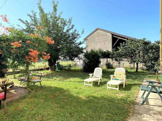 Villa Indipendente in vendita a Piemonte, Alessandria