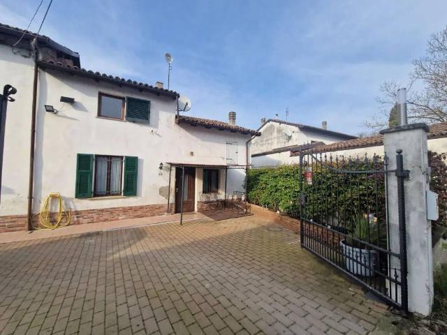 Villa Indipendente in vendita a Piemonte, Alessandria