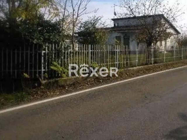 Villa Indipendente in vendita a Piemonte, Alessandria