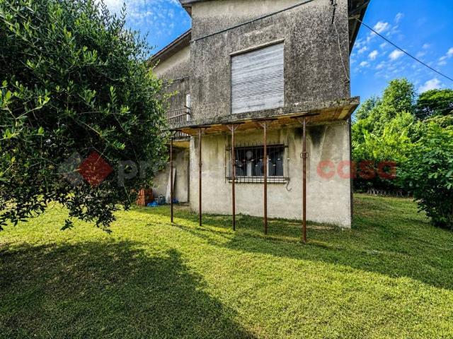 Villa Indipendente in vendita a Pozzonovo, Veneto