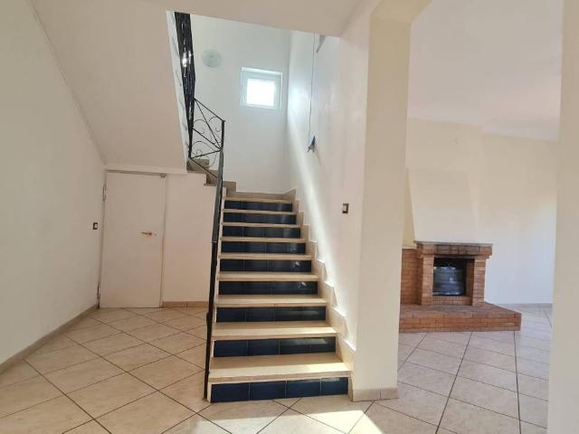 Villa Indipendente in vendita a Nuova Colmata, Pozzuoli