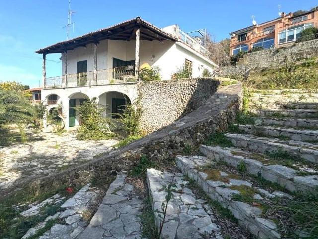 Villa Indipendente in vendita a Toiano, Pozzuoli