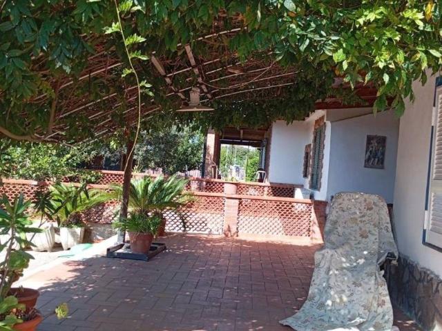 Villa Indipendente in vendita a Pozzuoli, Campania