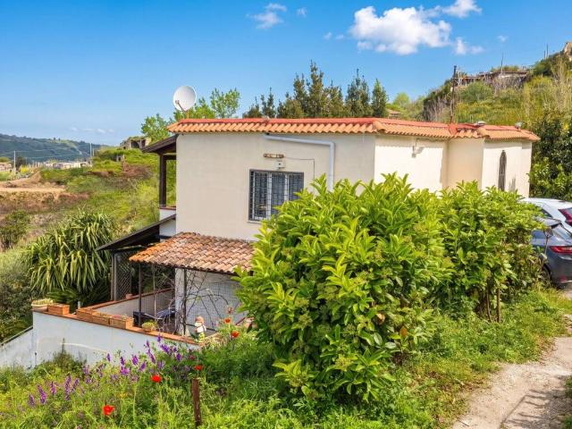 Villa Indipendente in vendita a Cigliano, Pozzuoli