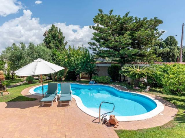 Villa Indipendente in vendita a Antiniana, Pozzuoli