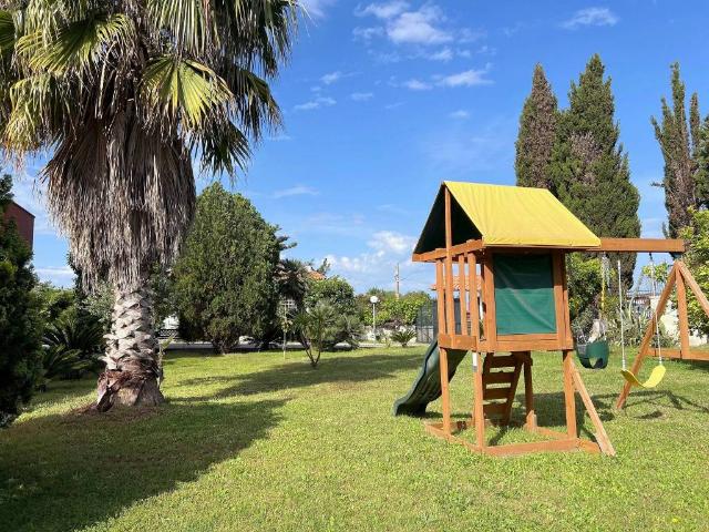 Villa Indipendente in vendita a Pozzuoli, Campania