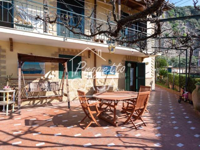 Villa Indipendente in vendita a Antiniana, Pozzuoli