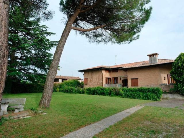 Villa Indipendente in vendita a Pozzuolo Del Friuli, Friuli-Venezia Giulia