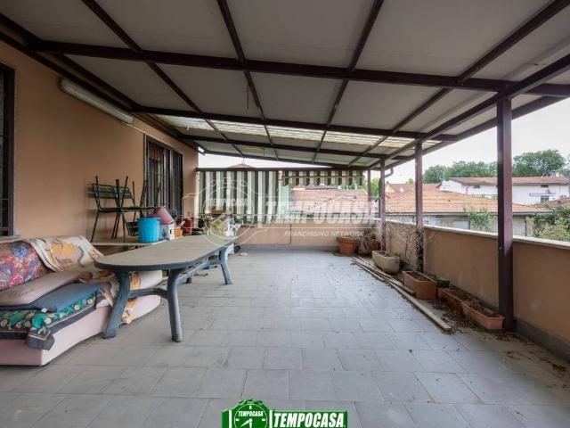 Villa Indipendente in vendita a Pozzuolo Martesana, Lombardia