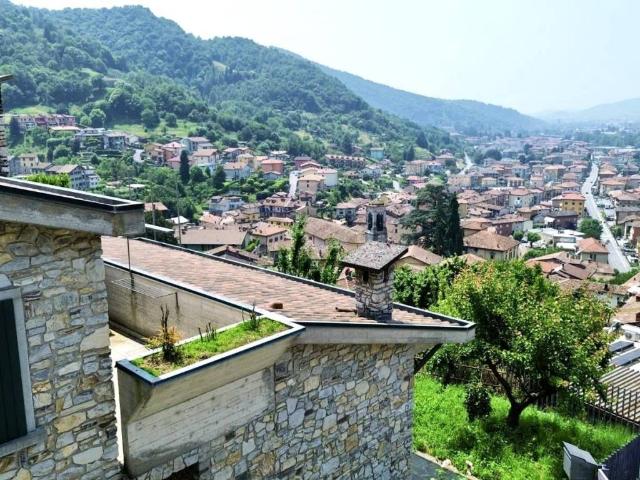 Villa Indipendente in vendita a Pradalunga, Lombardia