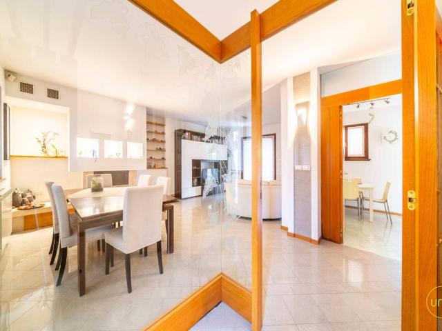 Villa Indipendente in vendita a Pradamano, Friuli-Venezia Giulia