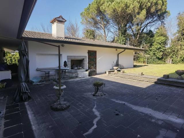 Villa Indipendente in vendita a Pradamano / Pradaman, Udine / Udin / Videm
