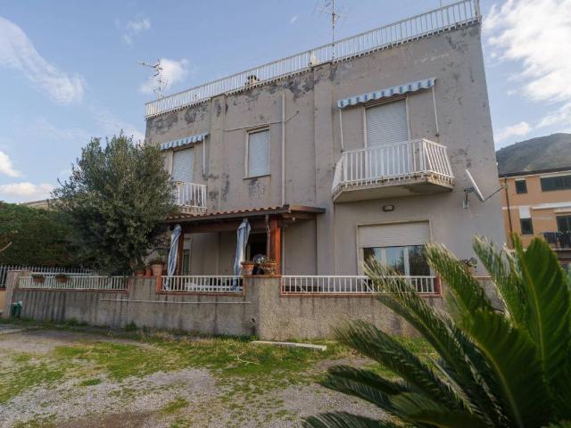 Villa Indipendente in vendita a Calabria, Cosenza