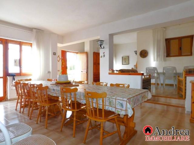 Villa Indipendente in vendita a Calabria, Cosenza