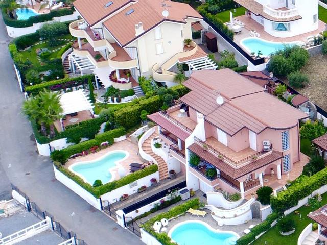 Villa Indipendente in vendita a Fiuzzi, Calabria